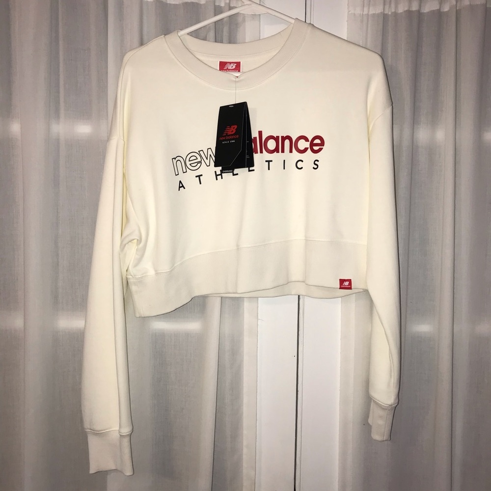 New balance cropped workout sweater